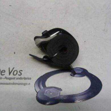Peugeot 207 1.6 HDi 16V Front seatbelt, right 2008 8975CA