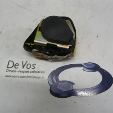 Peugeot 407  Rear seatbelt, left 2005 8974HK