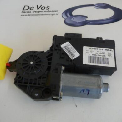 Peugeot 307  Fenstermotor Tür 2004 9221N5