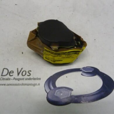 Peugeot 206 2.0 16V Rear seatbelt, right 2001 8974HV