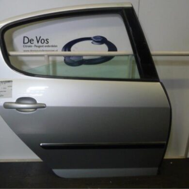 Peugeot 407 2.0 HDiF 16V Rear door 4-door, right 2004 9008N1