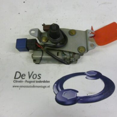 Citroen Xsara 1.9 D Ruitenwissermotor achter 1999 6405E5