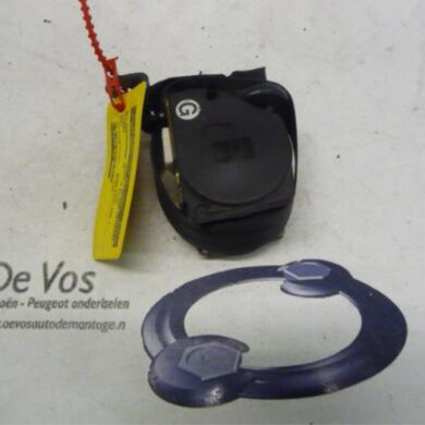 Citroen Saxo 1.6 VTS Rear seatbelt, left 2003 8973XT