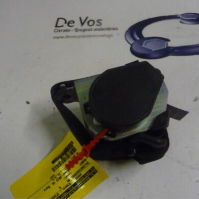 Peugeot 308 2.0 HDiF 16V GT Autom. Rear seatbelt, right 2012 8975GA