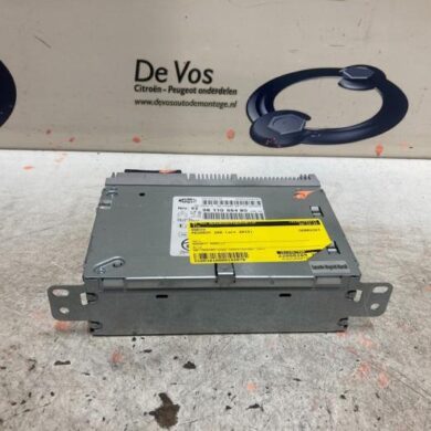 Peugeot 208  Radio 2015 1613467480-9811066480