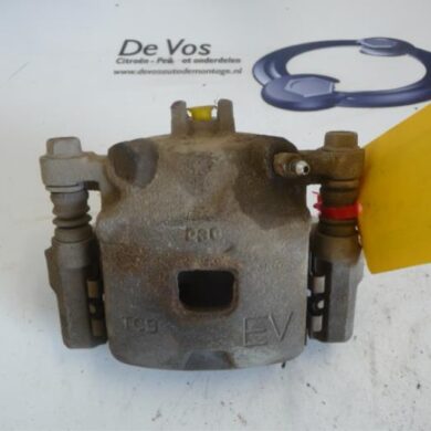 Peugeot iOn  Remklauw (Tang) links-voor 2012 1606225880