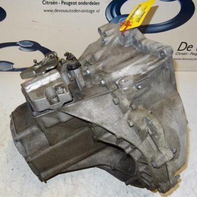 Peugeot 2008  Gearbox BHZBH01 2015 1610436480-1610901280 20EA59