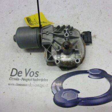 Peugeot 308 1.6 HDi 16V Front wiper motor 2008 6405HY
