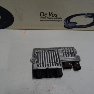 Peugeot 308  Start/Stop computer 9HC9H05 2014 9805721280