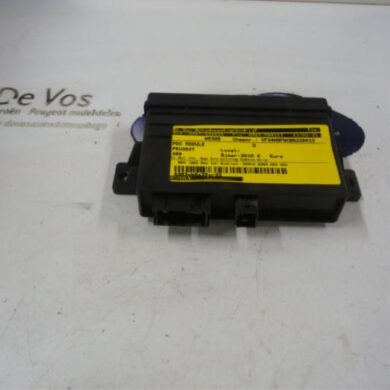 Peugeot 308 1.6 VTI 16V PDC Module 2010 6590GV-6590GW