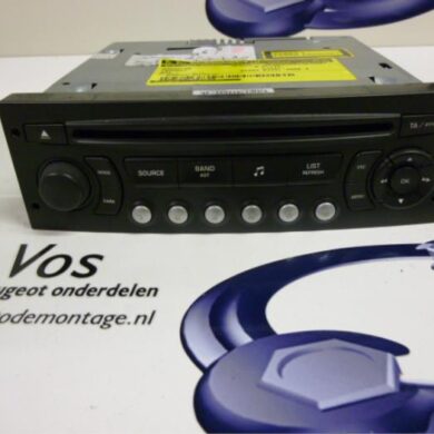 Peugeot 807 2.0 HDi 16V Radio CD player 2006 6564P9