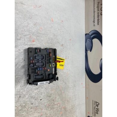 Peugeot 307 2.0 16V Fuse box 2004 6500Y1-9650663980