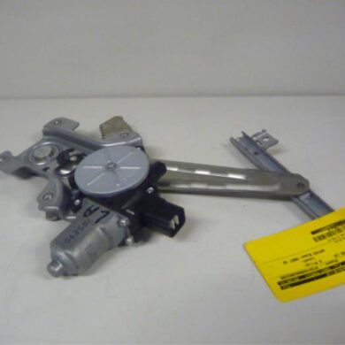 Peugeot 4007 2.2 HDiF 16V Rear door window mechanism 4-door, left 2007 9223C3-9222CR
