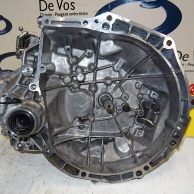 Peugeot 208  Versnellingsbak HMR 2019 9820609080-1619229980 20A704