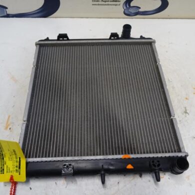 Peugeot 208  Radiateur HMZ-HMZHM01 2017 1330Q5-133374