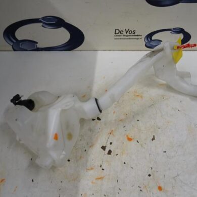 Citroen C3  Scheibensprühertank vorne 2017 6431N6