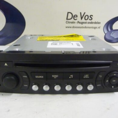 Peugeot 207  Radio CD player 2013 16107915XT-16089142XT