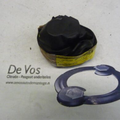 Citroen C2 1.4 HDI Rear seatbelt, right 2005 8974S5