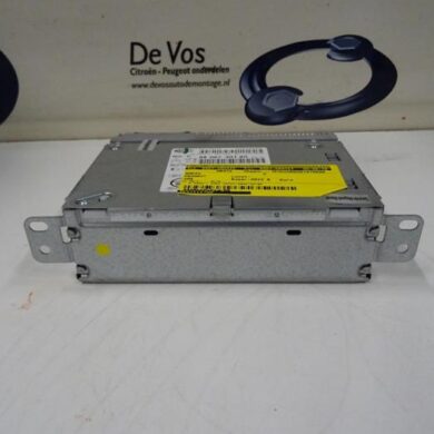 Peugeot 208  Radio 2013 1612111780
