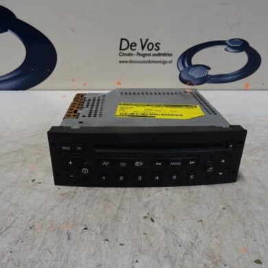 Peugeot 206 1.4 16V Radio CD player 2005 6564RT-6564C3