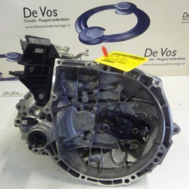 Peugeot 208  Gearbox HMZHM01 2015 9803846280 20CR15