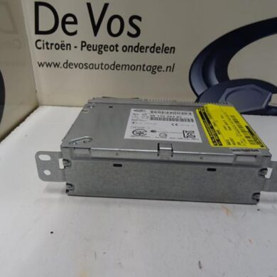 Peugeot 208  Radio 2015 1613467280