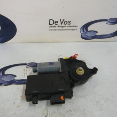 Peugeot 307 2.0 16V Raammotor Portier 2003 9222N3