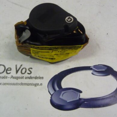 Citroen Xantia 1.8i X,SX,Harmonie,Sensation 16V Rear seatbelt, left 1999 8972TL