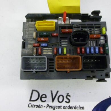 Citroen C5  Sicherungskasten 2009 9807028580