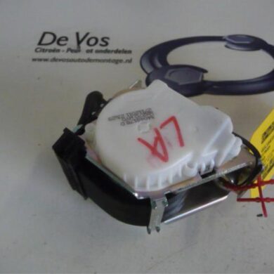 Citroen DS3  Rear seatbelt, left 2012 8975TC-8976F1