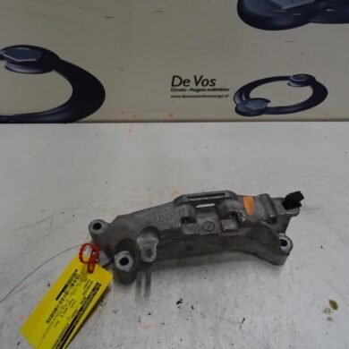 Peugeot 208  Engine mount HNZHN01 2015 9674960380