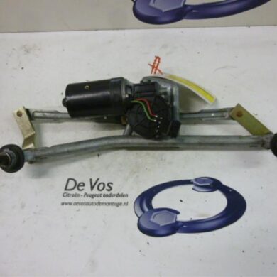 Peugeot 206 1.4 XR,XS,XT,Gentry Ruitenwissermotor voor 2000 6405F8