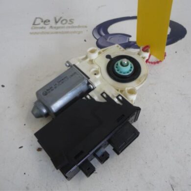 Peugeot 807  Door window motor 2005 9222V3