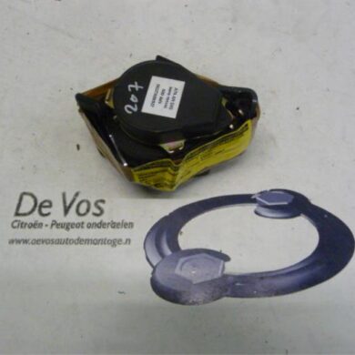 Peugeot 207 1.6 16V Rear seatbelt, left 2007 8974VJ-8975W7