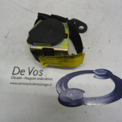 Peugeot 407 1.6 HDi 16V Rear seatbelt, left 2005 8974HK