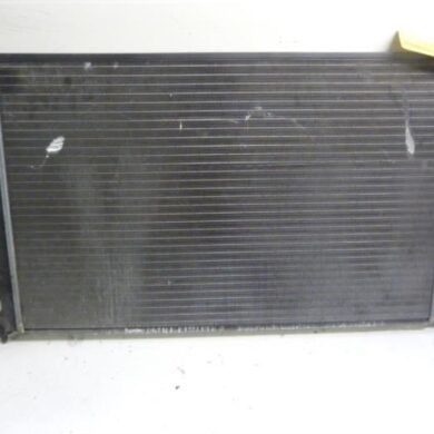 Peugeot 406 1.8 16V Radiateur LFY 1999 1301FP-1301GD
