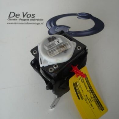 Citroen C4 1.6 Hdi 90 Rear seatbelt, right 2011 8975ZR-8976C2