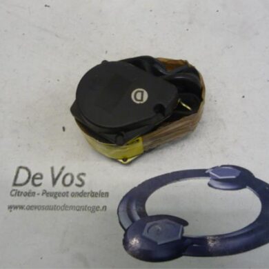 Peugeot 106 1.6 XSi ,Rallye Rear seatbelt, right 1997 8973GK