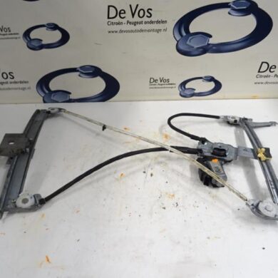Peugeot 207  Ruitmechaniek 2Deurs rechts-voor 2010 9222GH