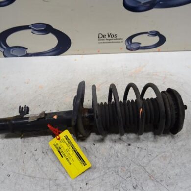 Peugeot 2008  Front shock absorber rod, right 2017 9820326280