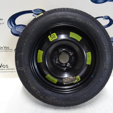 Peugeot 3008 1.6 HDiF 16V Wheel + tyre 2012