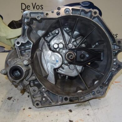 Peugeot 208  Gearbox HNZ-HNZHN01 2016 1611920380-1612444380-1611920680 20ET26