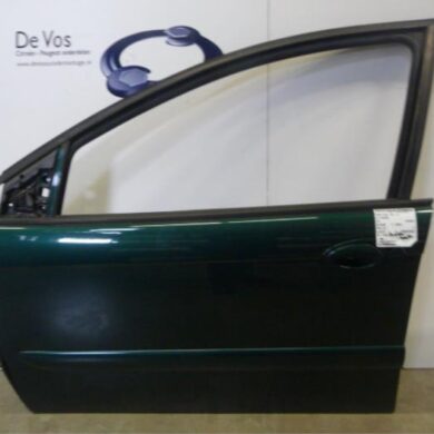Citroen C5 2.0 16V Portier 4Deurs links-voor 2003 9002P1