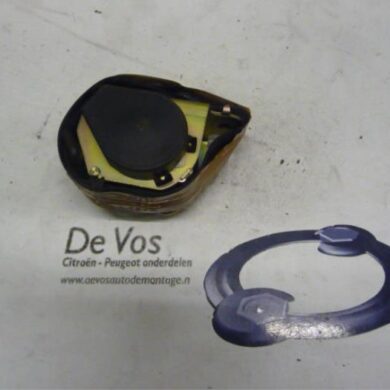 Peugeot 407  Rear seatbelt, left 2005 8974HK