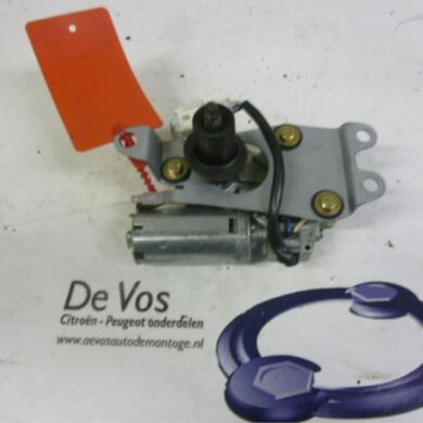 Citroen Xsara  Ruitenwissermotor achter 2003 6405H2