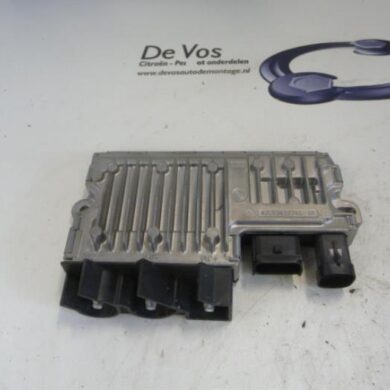 Peugeot 308  Start/Stop computer 9HD9H05 2013 9805721280