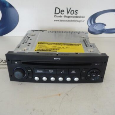 Citroen C4 Picasso 1.6 HDi 16V 110 Radio CD Speler 2009 1607757480-16077575XT-6574LY-6574LZ