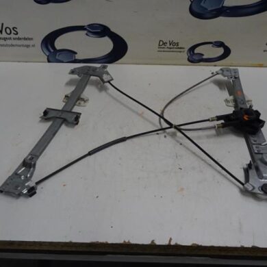 Citroen Berlingo 1.9 D Ruitmechaniek 4Deurs rechts-voor 2005 9222A4