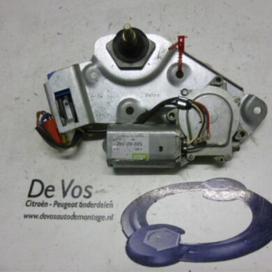 Citroen Xantia  Rear wiper motor 1999 6405F4
