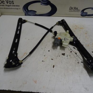 Citroen C4 Picasso  Ruitmechaniek 4Deurs links-voor 2014 9675924780-9816272580